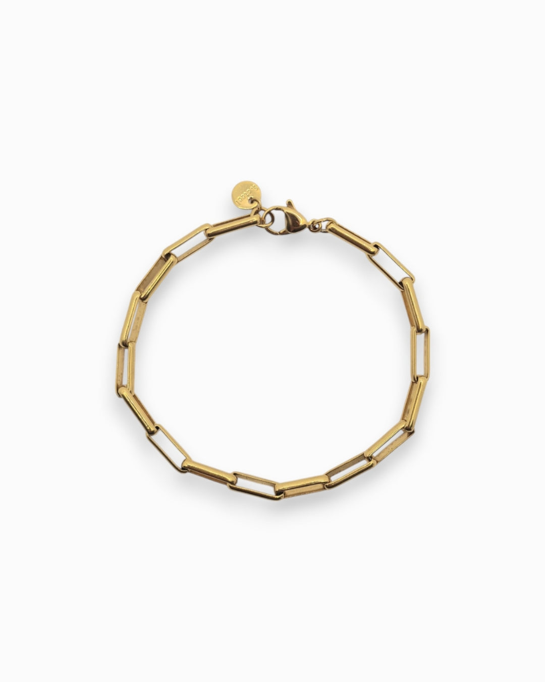 18k Gold Paperclip Chain bracelet on a white background