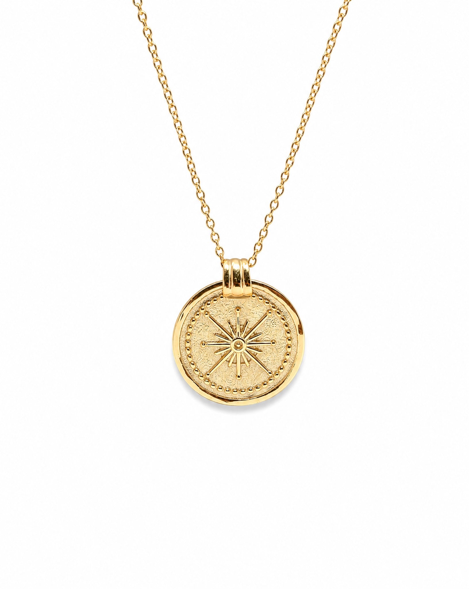 Hunter Rose Bonny 18k gold plated round pendant necklace with a sterling silver base.